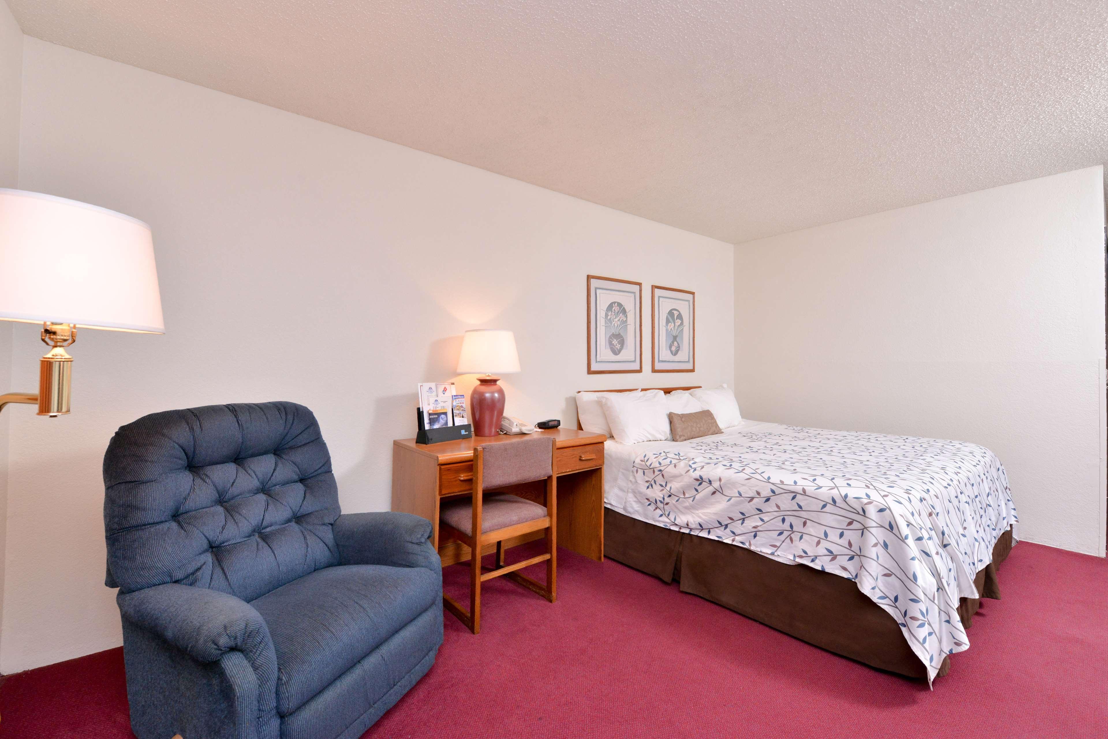 America'S Best Value Inn & Suites International Falls Bagian luar foto