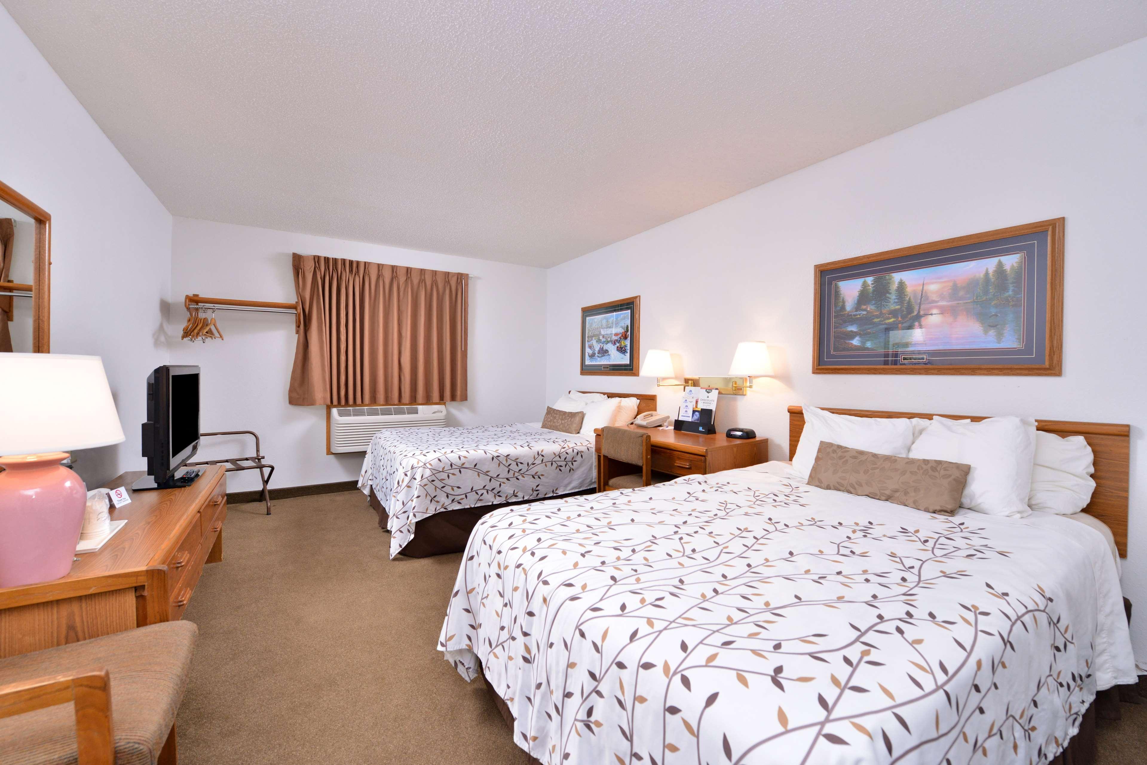 America'S Best Value Inn & Suites International Falls Bagian luar foto
