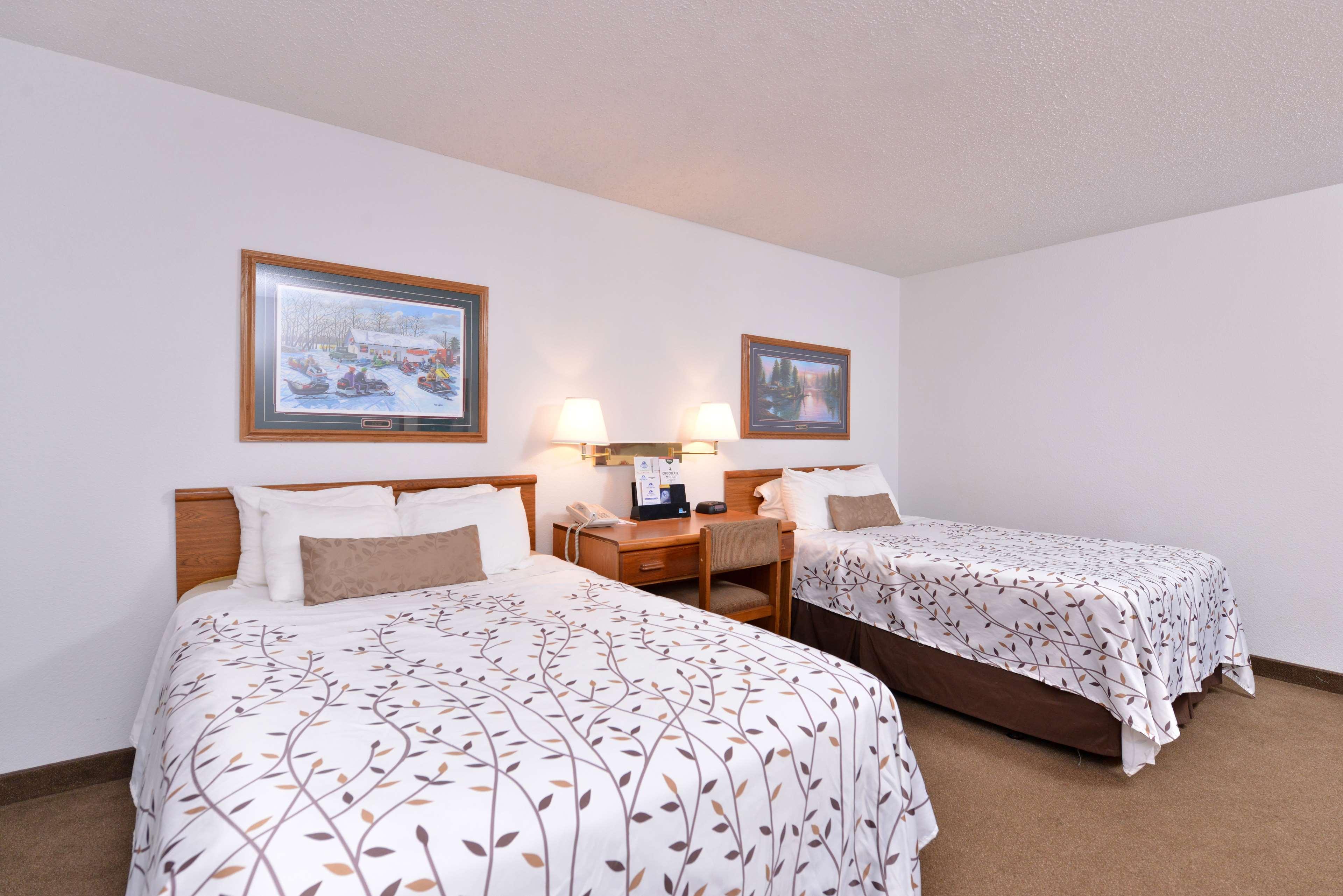 America'S Best Value Inn & Suites International Falls Bagian luar foto