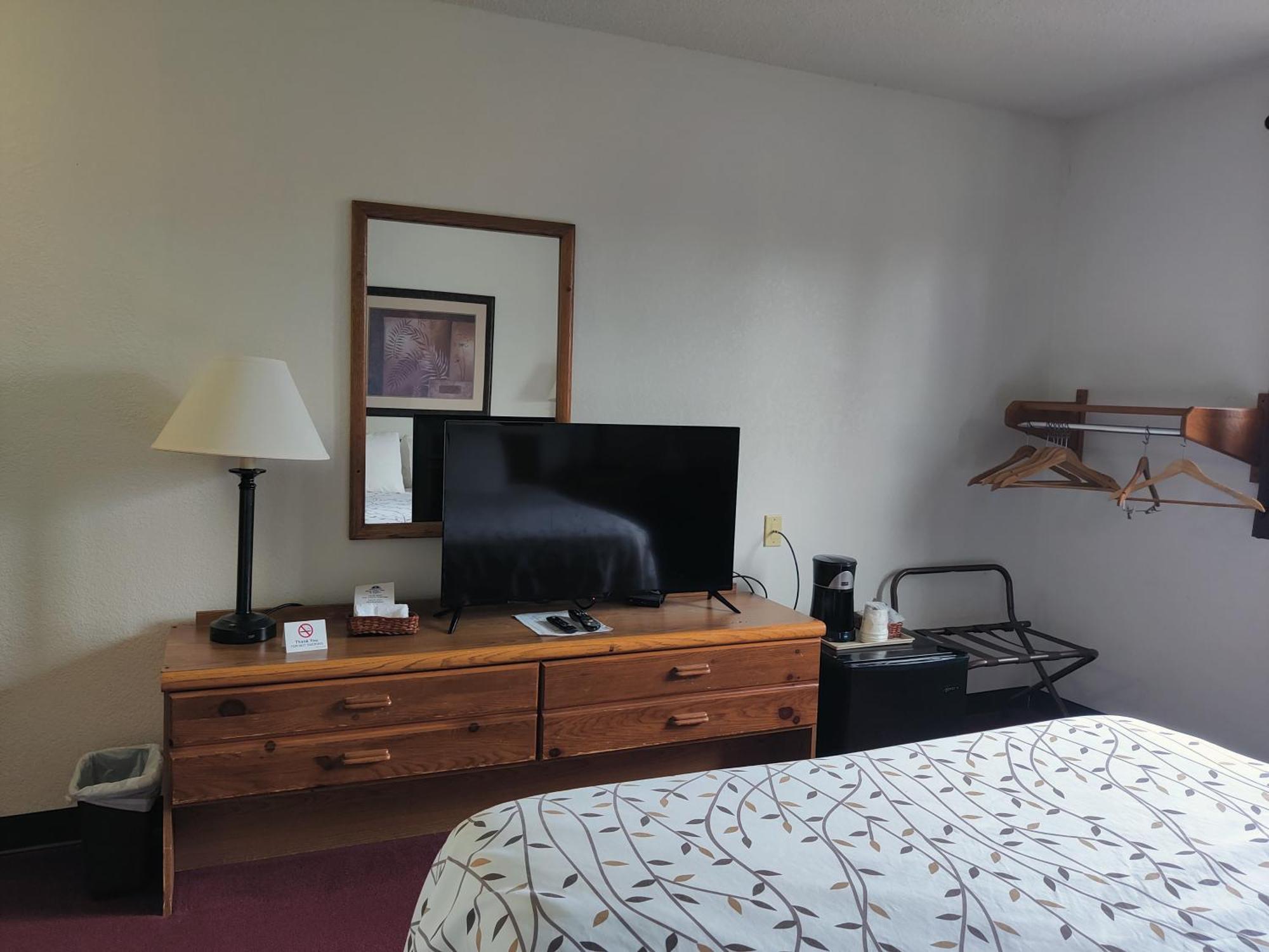 America'S Best Value Inn & Suites International Falls Bagian luar foto